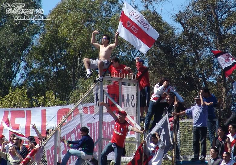 Estudiantes LP vs River Plate (AP 2005) 7