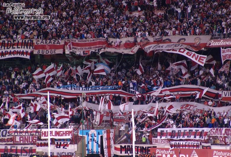 River Plate vs Corinthians (SUD 2005) 3
