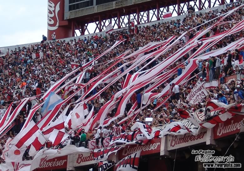 River Plate vs Independiente (AP 2005) 7