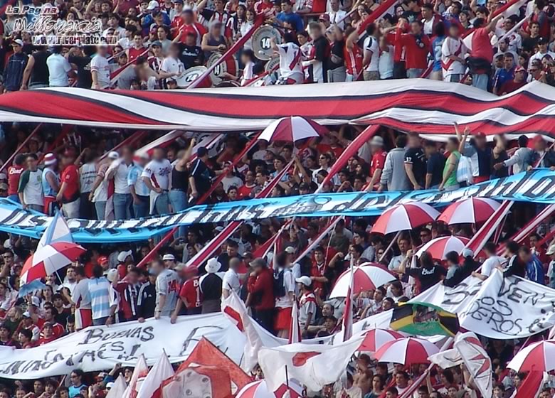 River Plate vs Independiente (AP 2005) 9