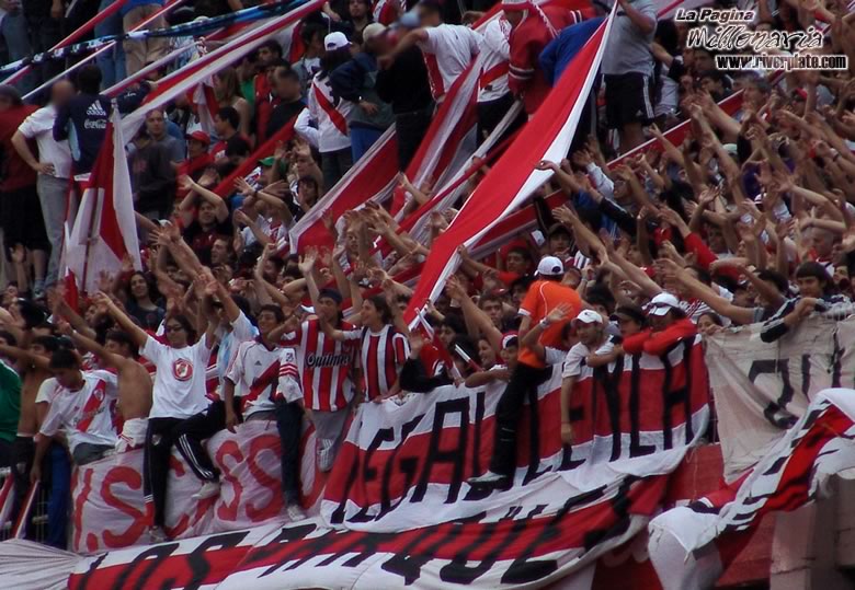 River Plate vs Independiente (AP 2005) 10