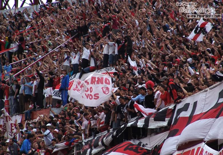 River Plate vs Independiente (AP 2005) 11