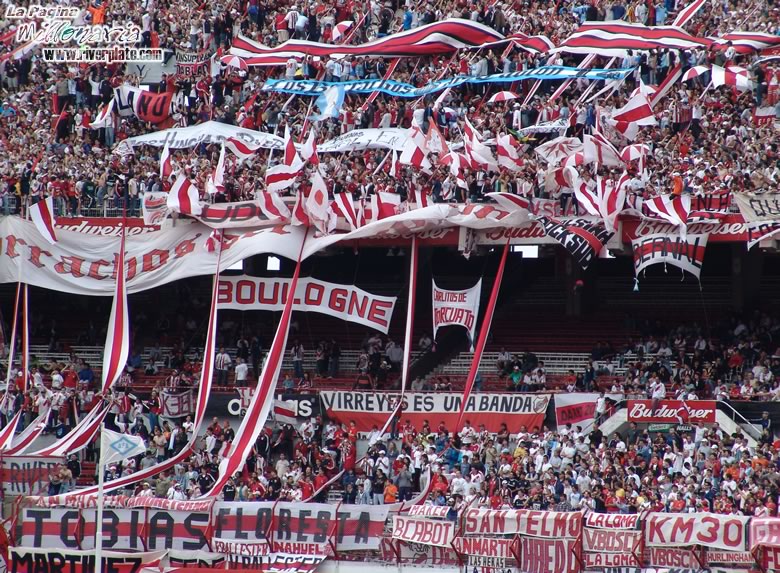 River Plate vs Independiente (AP 2005) 12