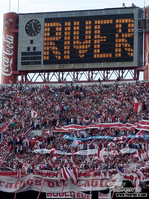River Plate vs Independiente (AP 2005) 17