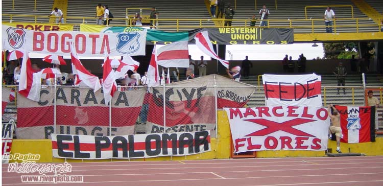 Deportivo Cali vs River Plate (LIB 2004) 2
