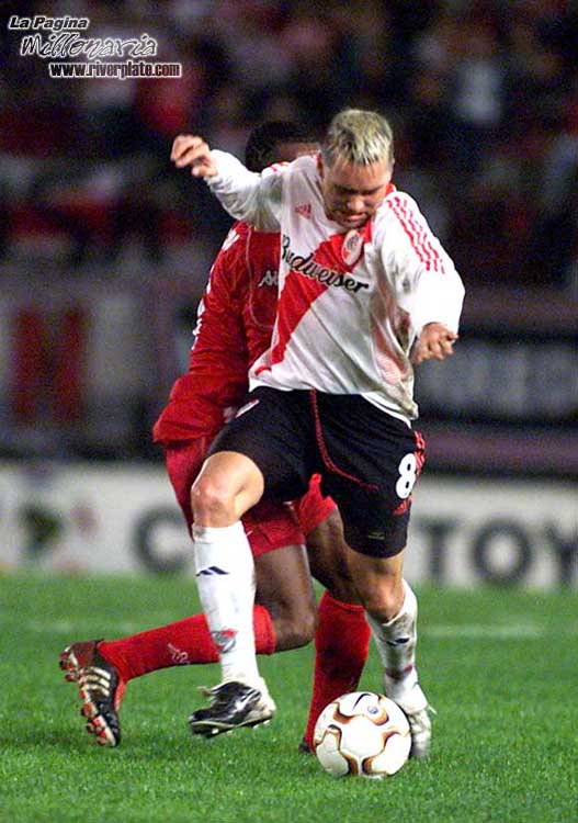 River Plate vs América de Cali (LIB 2003) 14