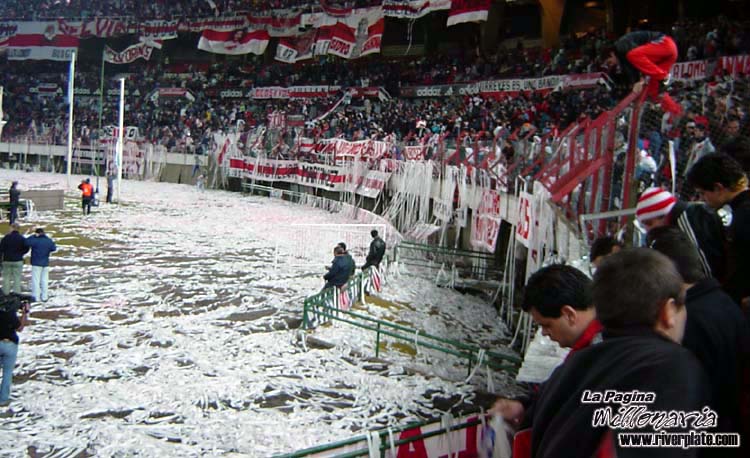 River Plate vs Gimnasia LP (CL 2003) 3