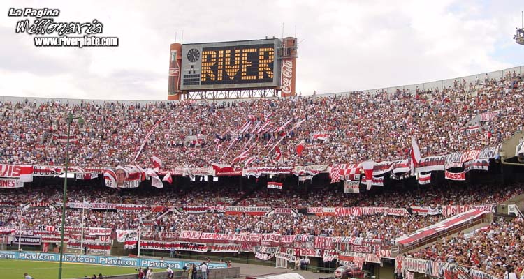 River Plate vs Velez Sarsfield (CL 2003) 6