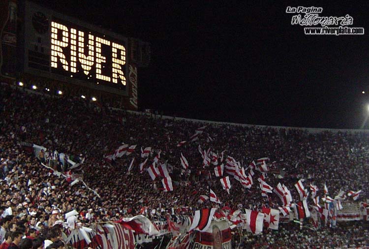 River Plate vs Cienciano (SUD 2003) 6