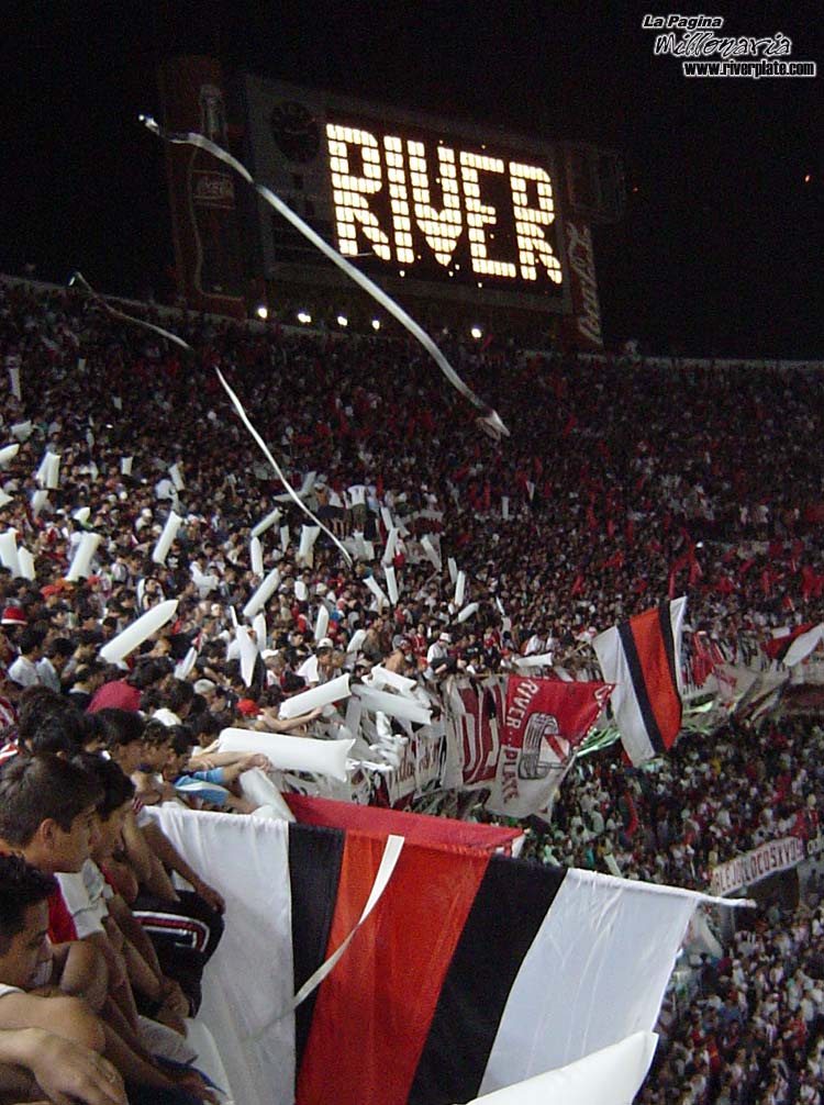 River Plate vs Cienciano (SUD 2003) 8