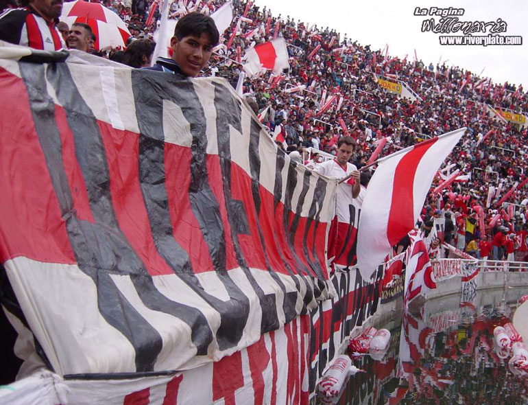 Cienciano vs River Plate (SUD 2003) 5
