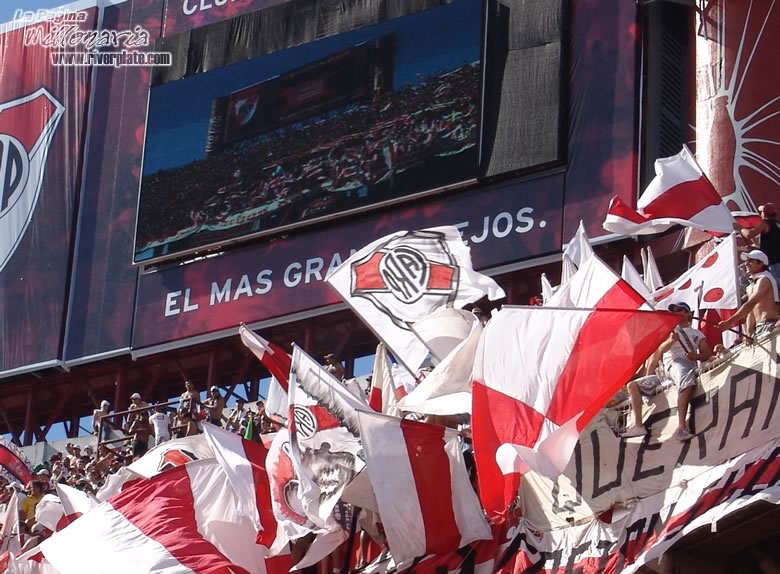 River Plate vs Gimnasia LP (AP 2005) 11