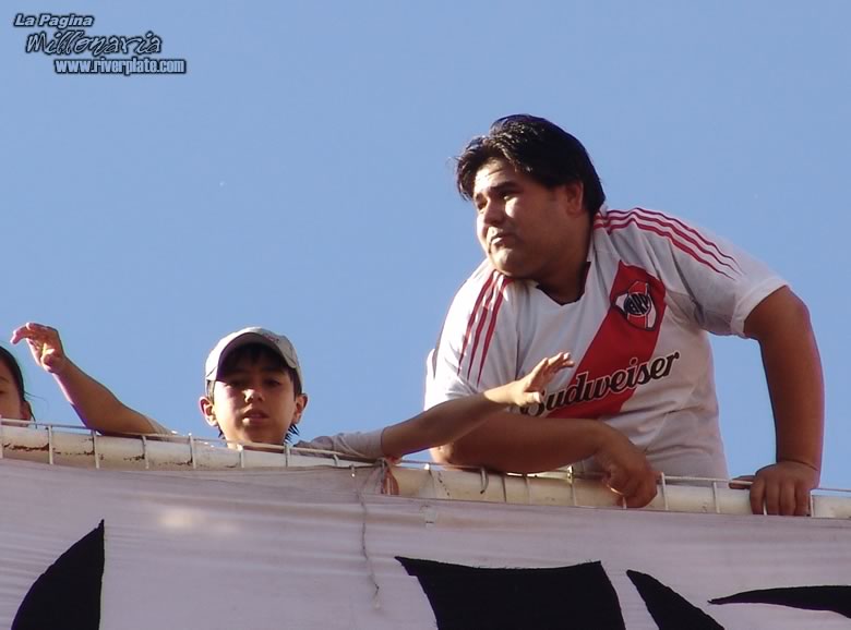 River Plate vs Gimnasia LP (AP 2005) 30
