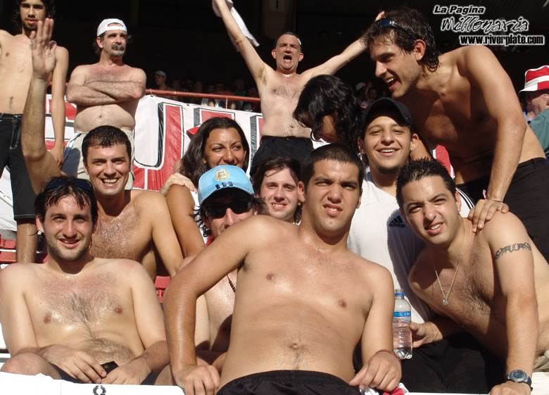 River Plate vs Gimnasia LP (AP 2005) 40