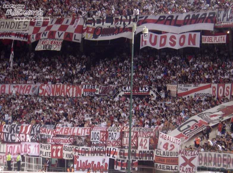 River Plate vs Oriente Petrolero (Bolivia - LIB 2006) 3