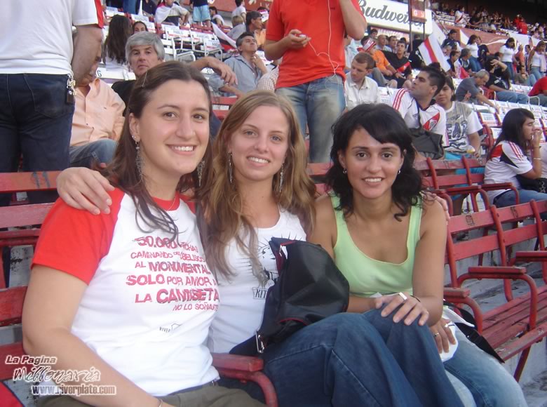 River Plate vs Oriente Petrolero (Bolivia - LIB 2006) 12