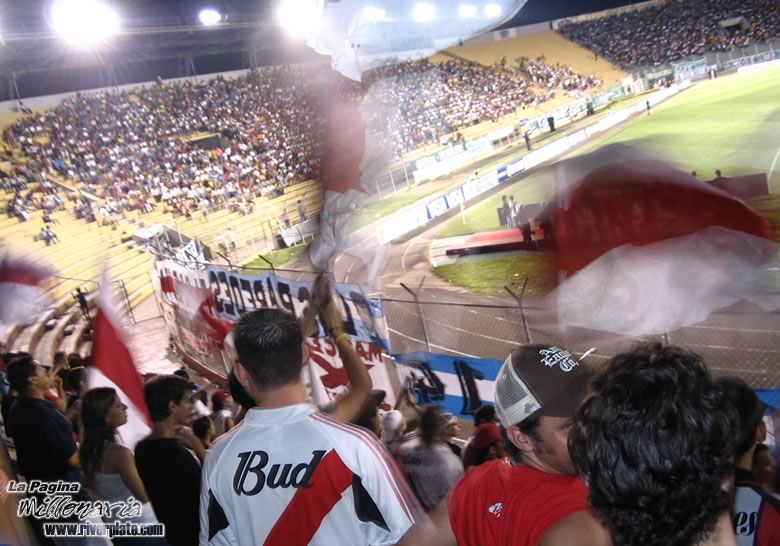 Oriente Petrolero (Bolivia) vs River Plate (LIB 2006) 12
