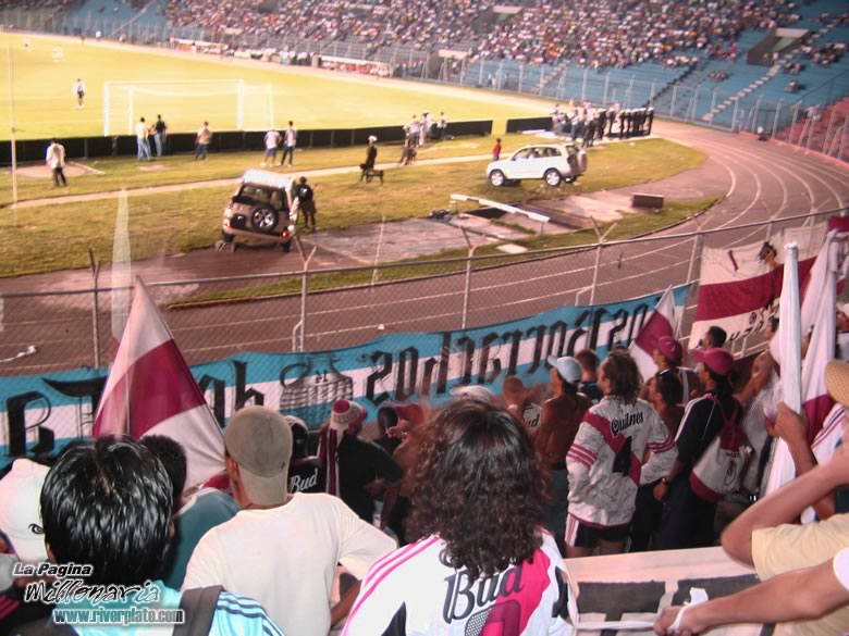 Oriente Petrolero (Bolivia) vs River Plate (LIB 2006) 13
