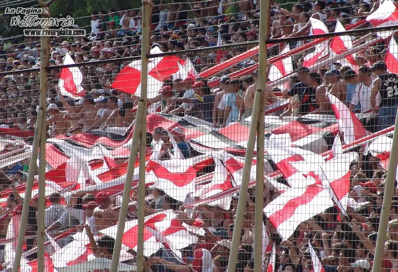 Newells Old Boys vs River Plate (CL 2006) 3