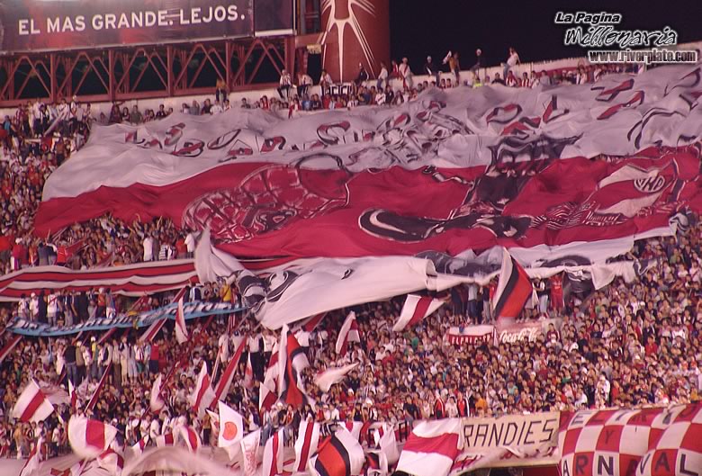 River Plate vs Gimnasia de Jujuy (CL 2006) 2