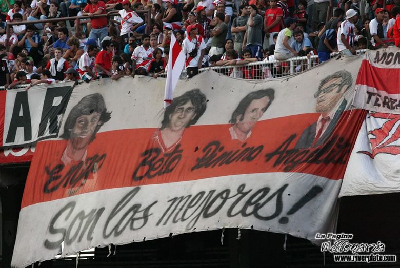River Plate vs Estudiantes (CL 2006) 13