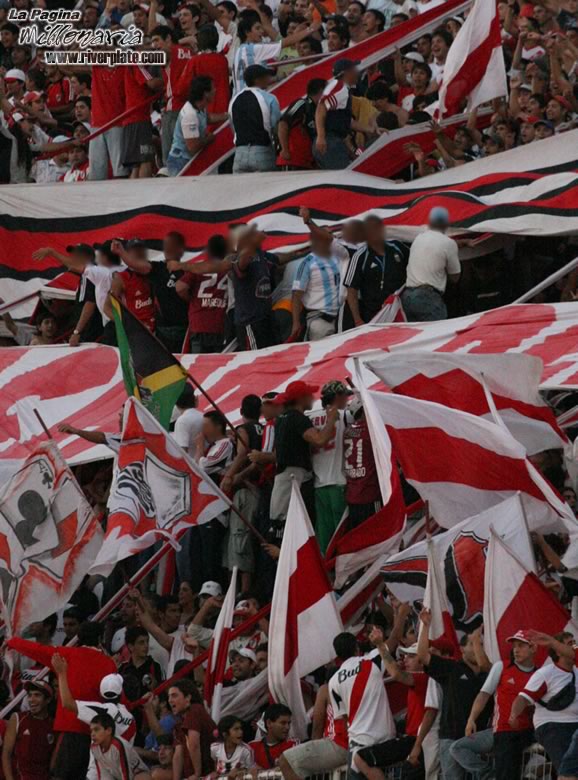 River Plate vs Estudiantes (CL 2006) 8