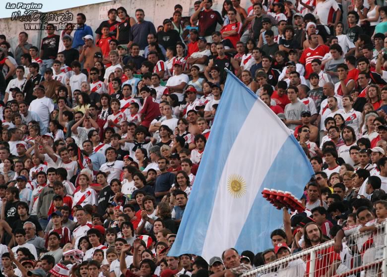 River Plate vs Estudiantes (CL 2006) 21