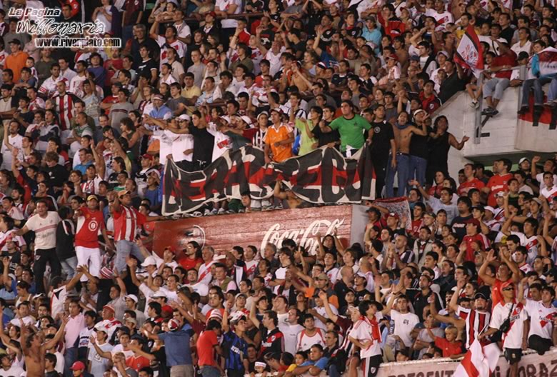 River Plate vs Estudiantes (CL 2006) 22