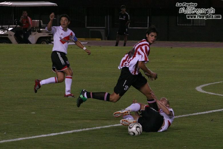 River Plate vs Estudiantes (CL 2006) 30
