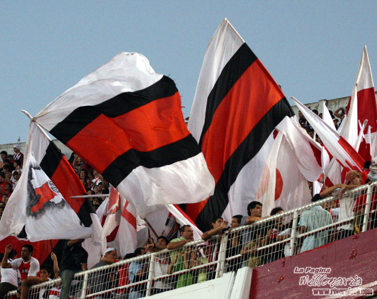 River Plate vs El Nacional - Ecuador (LIB 2006) 9