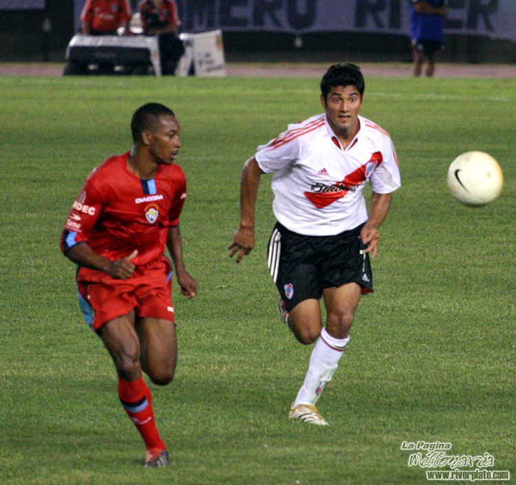 River Plate vs El Nacional - Ecuador (LIB 2006) 12