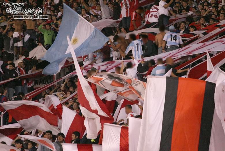 River Plate vs Paulista (LIB 2006) 29