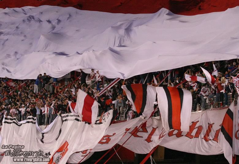 River Plate vs Paulista (LIB 2006) 19