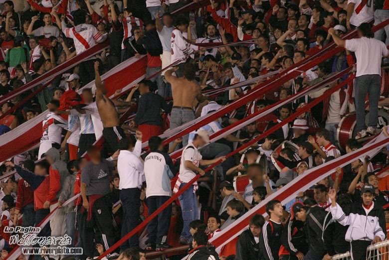 River Plate vs Paulista (LIB 2006) 28