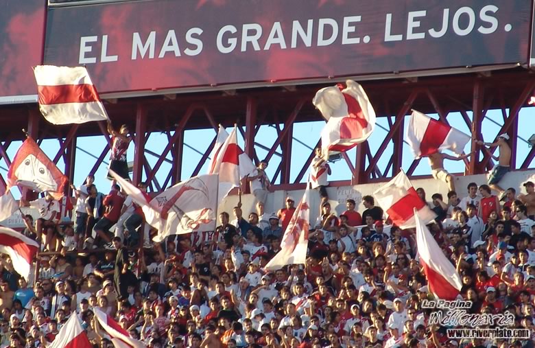 River Plate vs Olimpo BB (CL 2006) 11