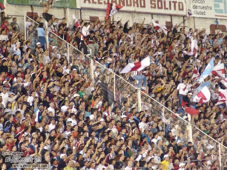 Lanús vs River Plate (CL 2006) 7
