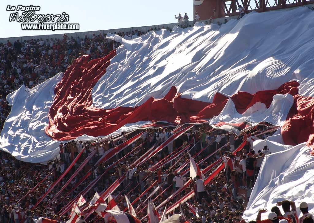 River Plate vs Instituto (CL 2006) 4