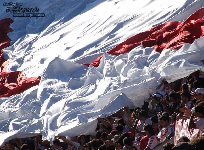 River Plate vs Instituto (CL 2006) 15