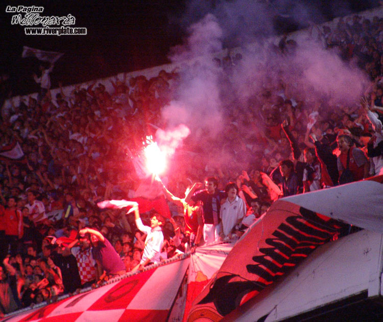 River Plate vs Corithians (LIB2006) 5