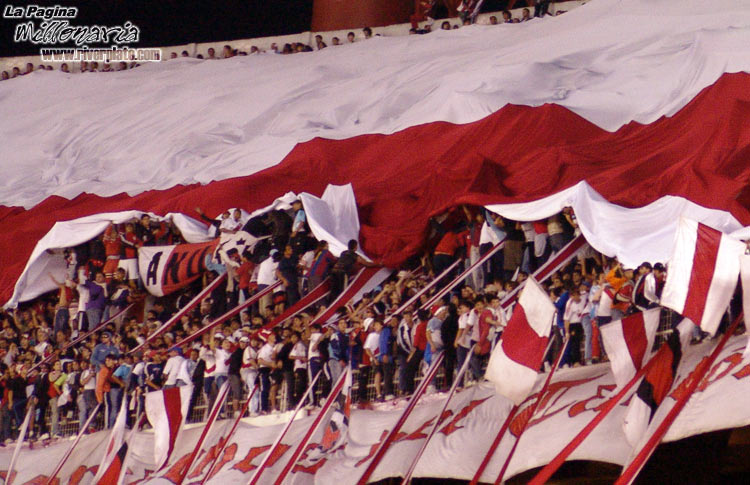 River Plate vs Corithians (LIB2006) 12