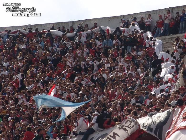 River Plate vs Racing Club (CL 2006) 3