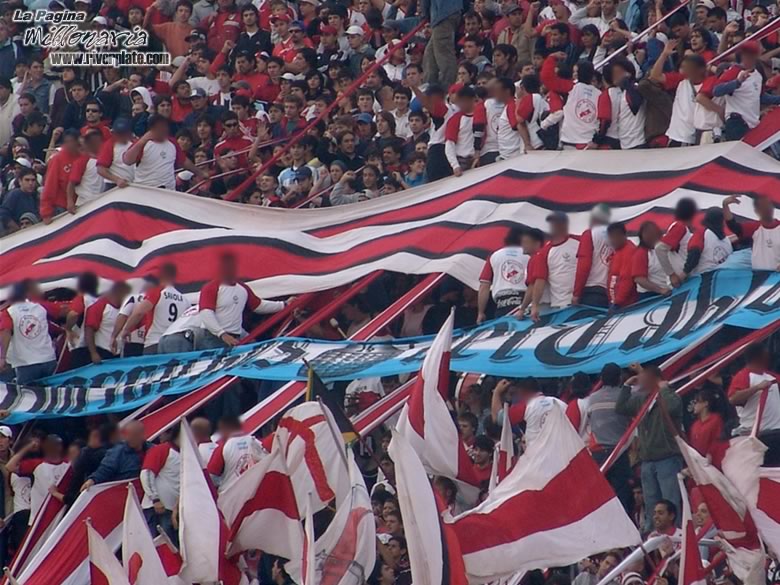 River Plate vs Racing Club (CL 2006) 7