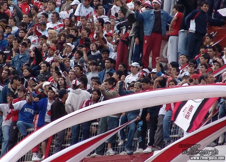 River Plate vs Racing Club (CL 2006) 22