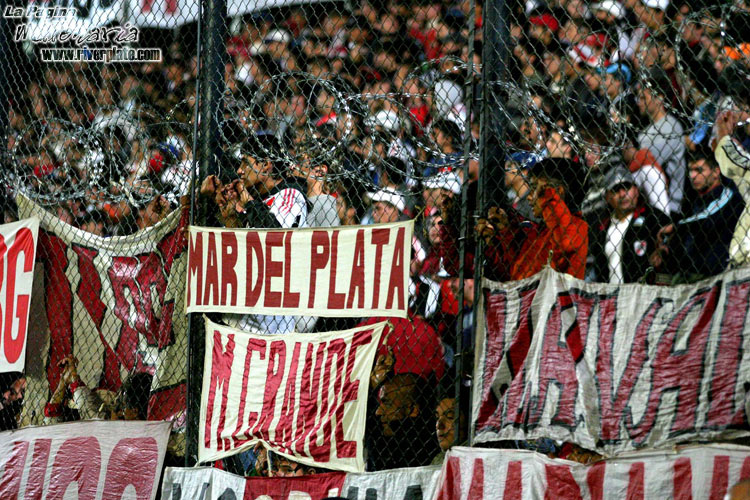 Quilmes vs River Plate (CL 2006)