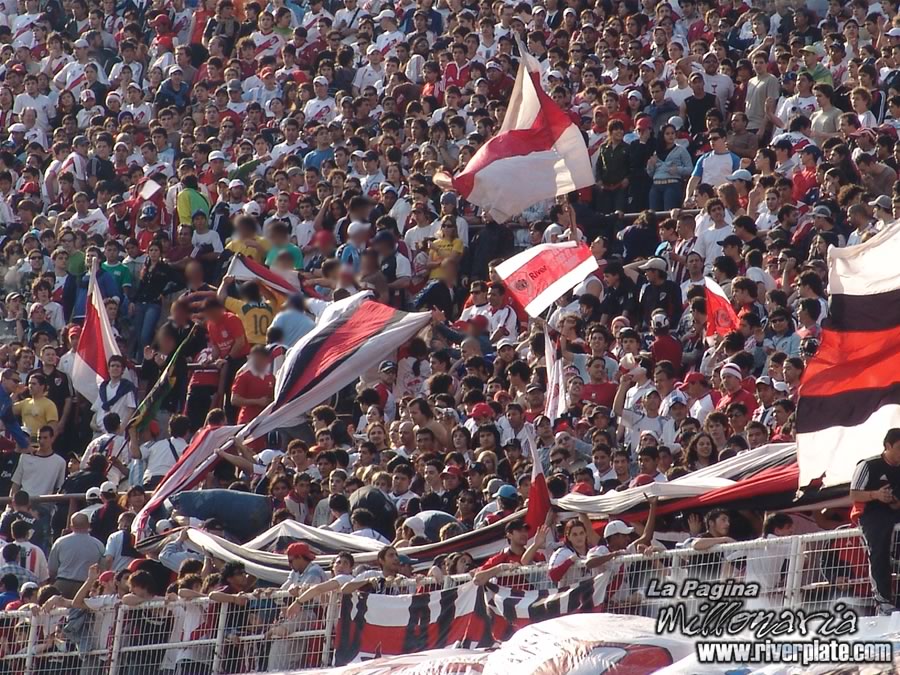 River Plate vs Quilmes (AP 2006) 7
