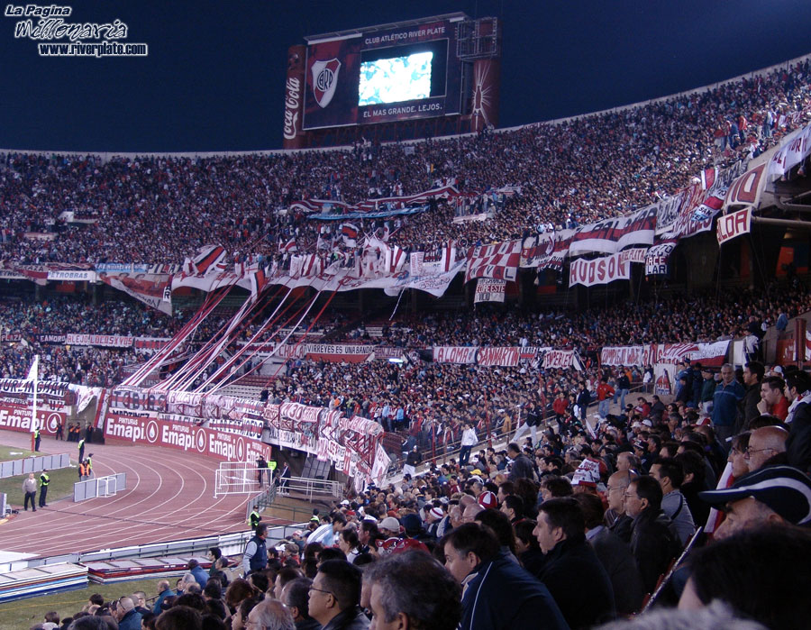 River Plate vs Colón (AP 2006) 6