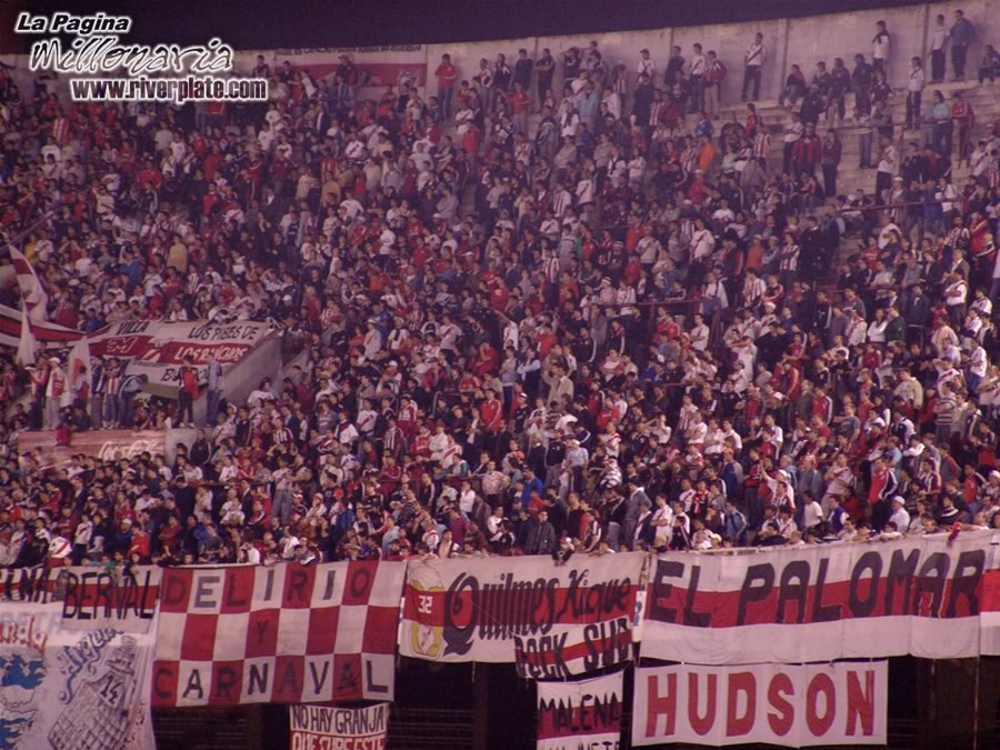 River Plate vs Atletico Paranaense (SUD 2006) 3