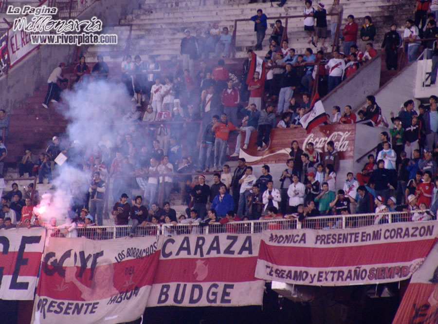River Plate vs Atletico Paranaense (SUD 2006) 6