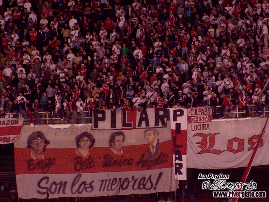 River Plate vs Atletico Paranaense (SUD 2006) 7