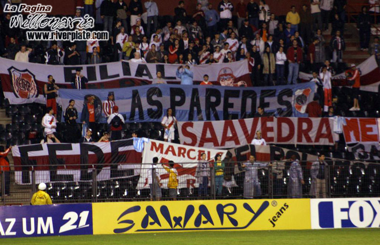 Atletico Paranaense vs River Plate (SUD 2006) 1